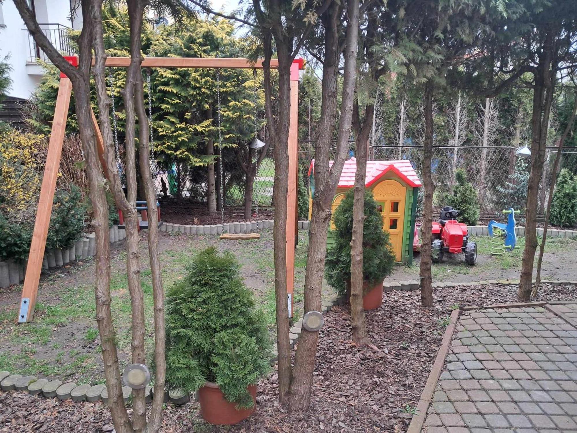 Noclegi Julia Pokoje 1-3 Parter Sniadanie Kontynentalne Kielce Extérieur photo
